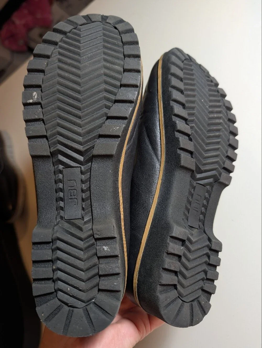 JBU comfortable tan